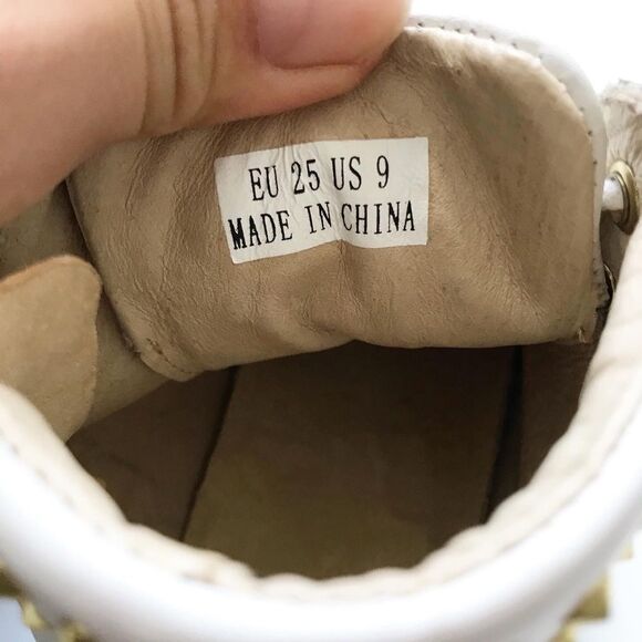 AKID white studded combat boots VGUC size 9 - Picture 7 of 8